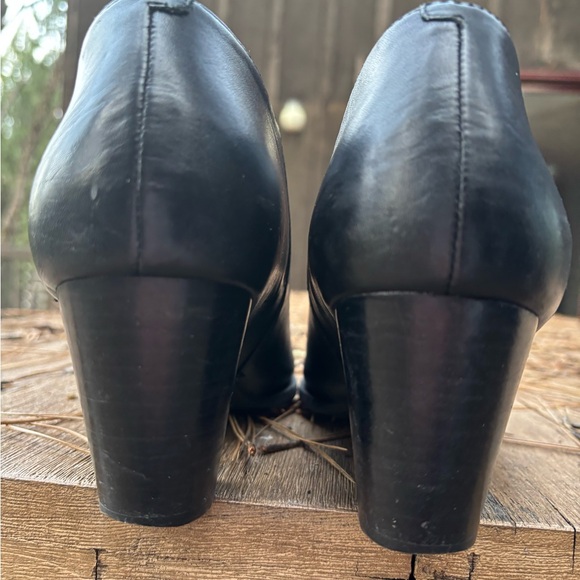 Leather Vionic booties - Picture 7 of 10